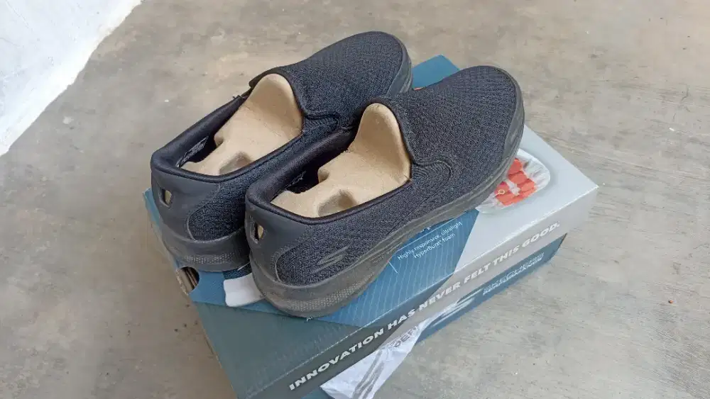 Skechers Original Balck sepatu size 41