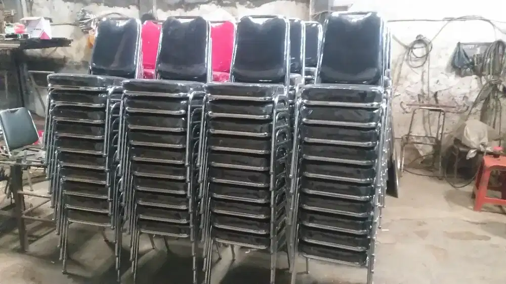 Kursi rapat minimalis