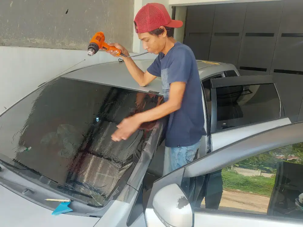 kaca film mobil panggilan