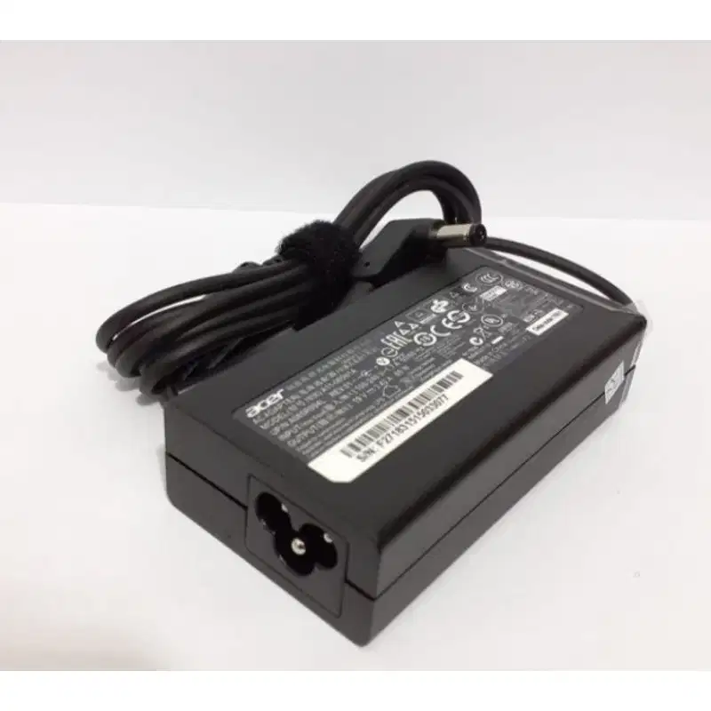 Charger Laptop ACER 19v-3,42A EMBOS 65W