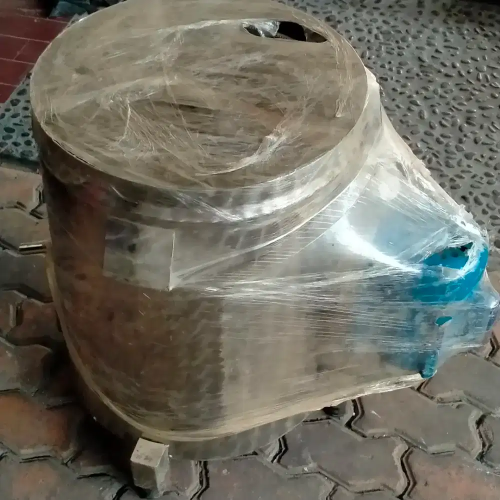 Mesin pengiris minyak capacitas 10kg merek Argowido masih seperti baru