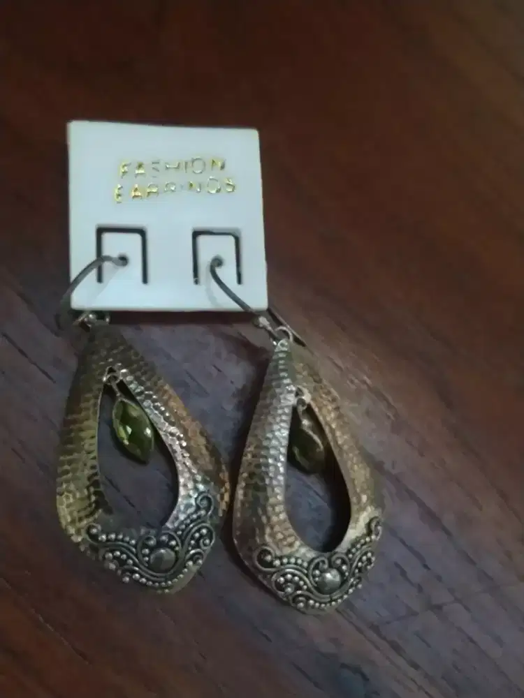 Anting silver unique