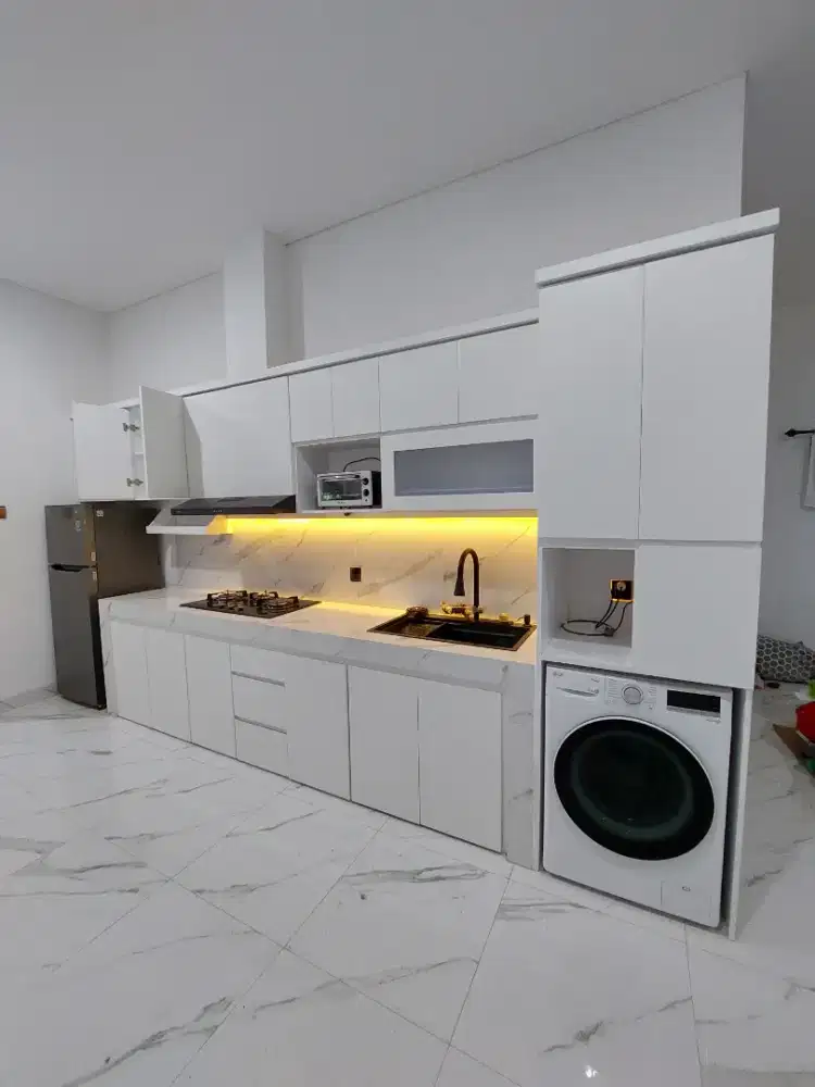 Kitchen Set Bonus Rak Sendok/Rak Piring (minibar, lemari, vinyl, meja)