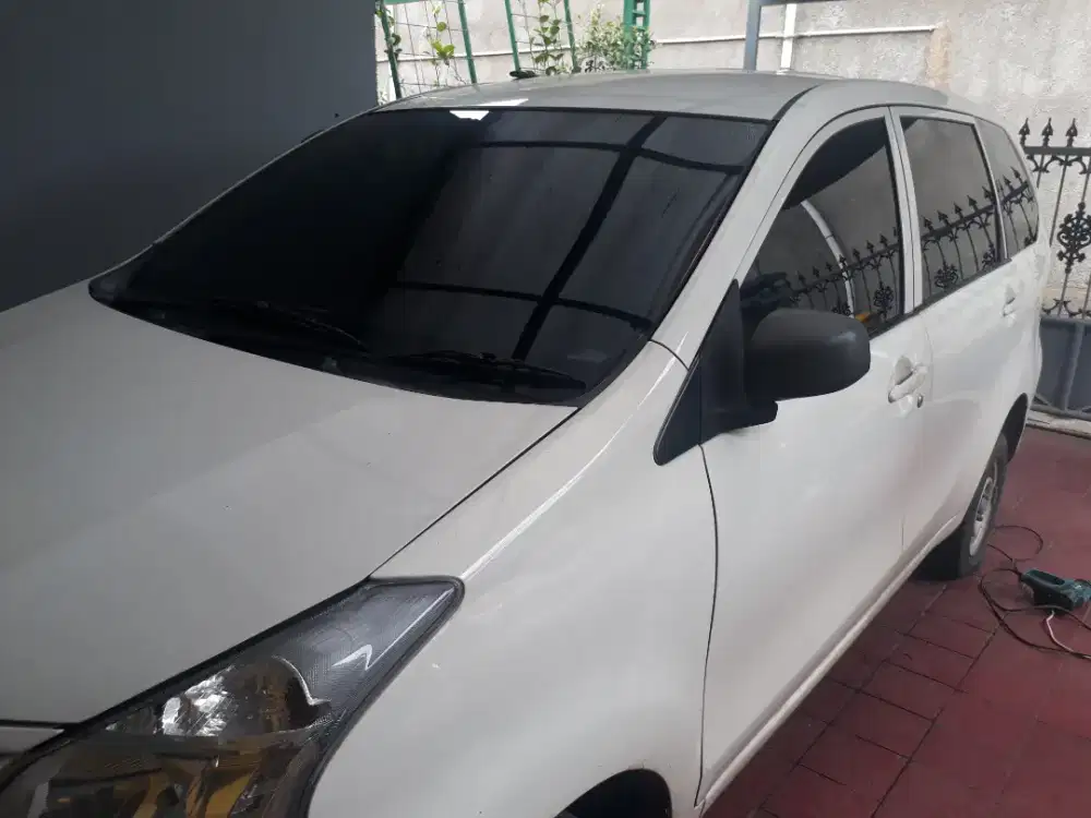 kaca film mobil panggilan