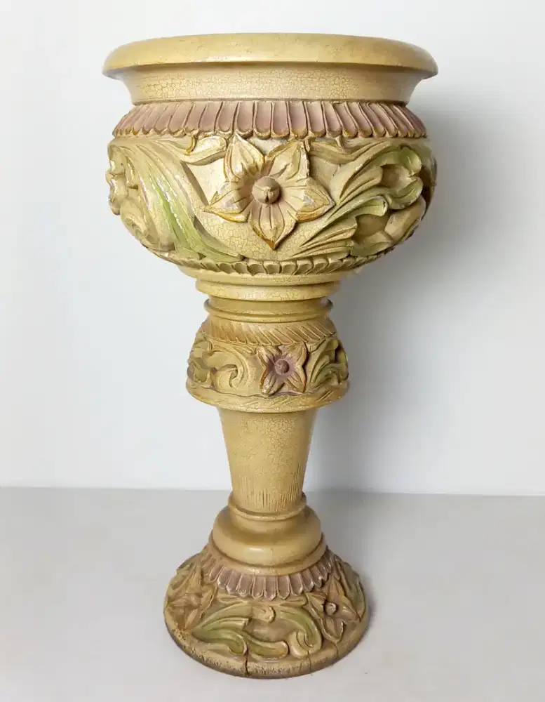 Standing Pot Eropa Jadul.