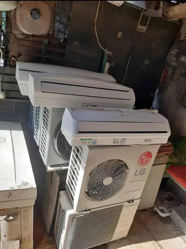 Beli AC bekas rusak mati total
