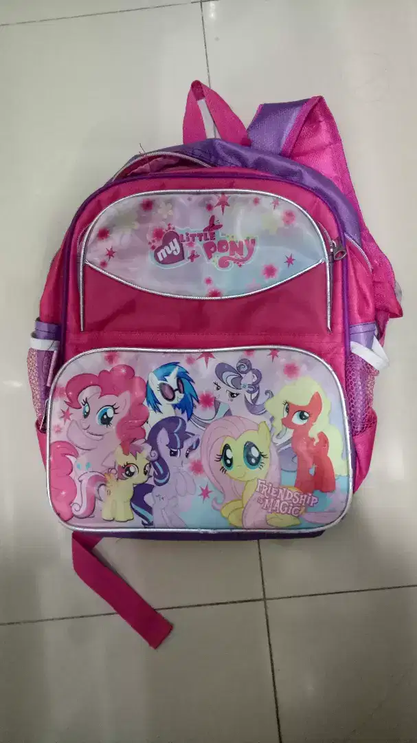 Tas sekolah anak motif kartun