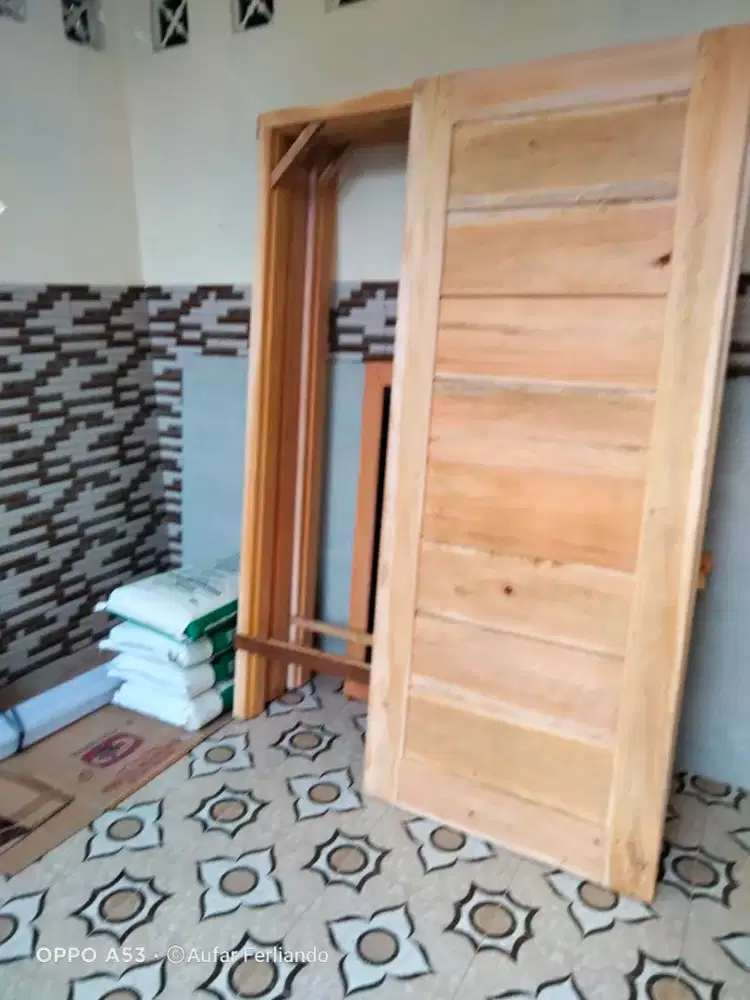Pintu murah meriah