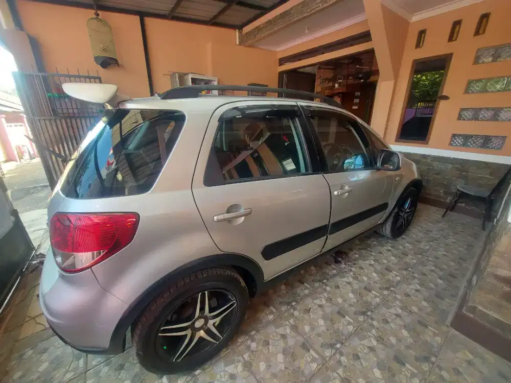 kaca film mobil panggilan ke lokasi anda