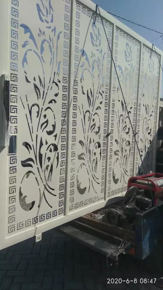 pagar cutting laser