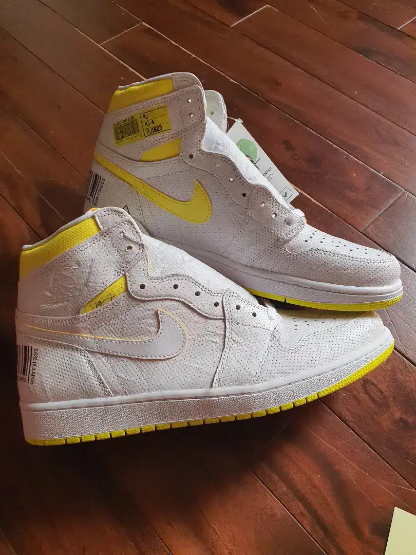 Air Jordan 1 High Retro First Class Flight