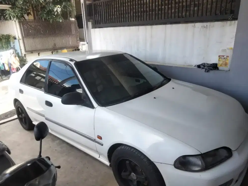 panggilan pasang kaca film mobil ke tempat anda