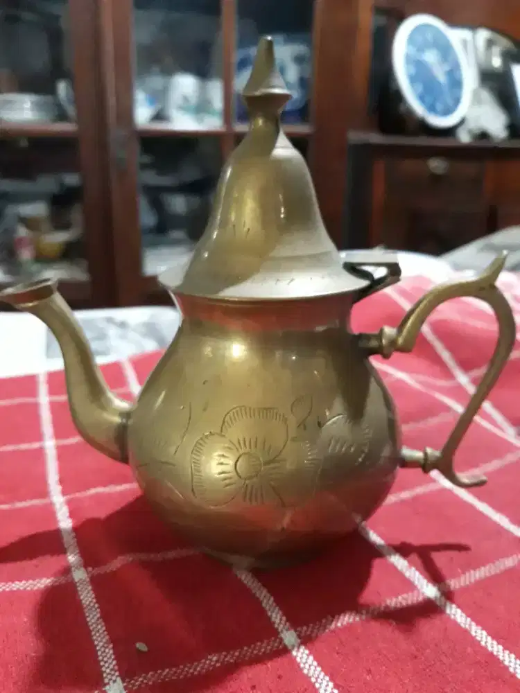 Teko Kuningan  Cantik  Antik Lawas