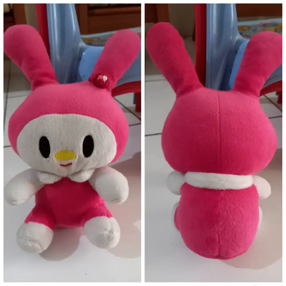 Boneka kelinci warna pink