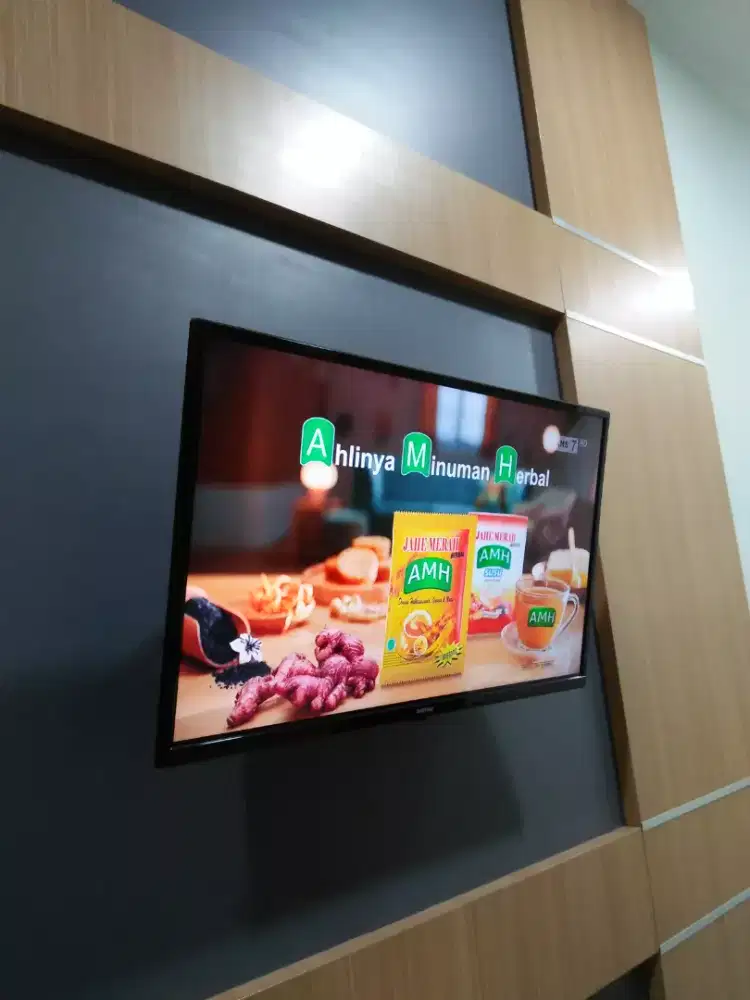 Pemasangan braket, bracket tv led lcd plasma di dinding