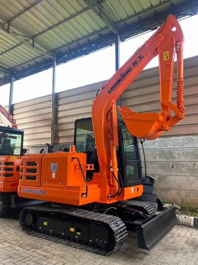 Excavator LONKING CDM6060 6 Ton Setara PC60 Garansi Sparepart mudah