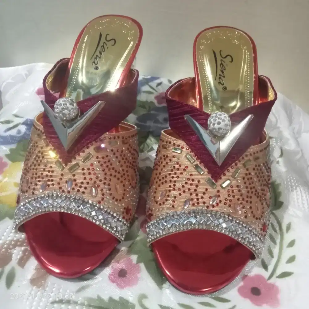 Siena Sendal Pesta Wanita Hak Kaca / Sendal Lamaran