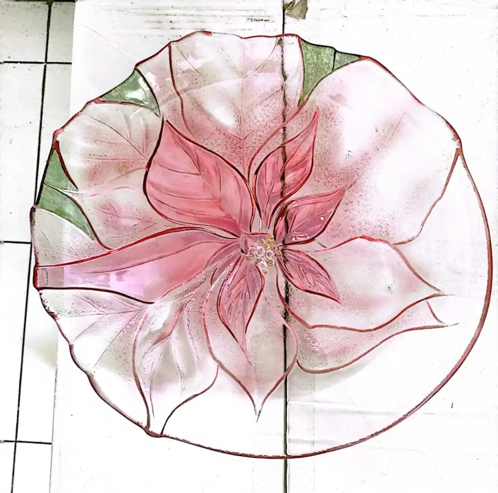 Piring kristal berwarna buatan jepang