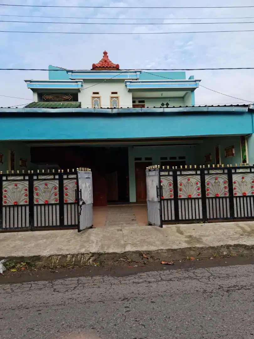 Dijual rumah + Kos didekat komplek PP. Temboro