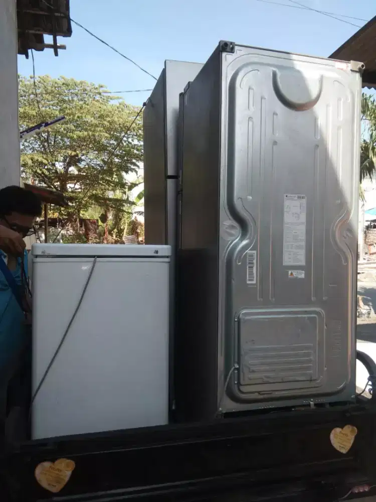 Rombeng jual beli freezer rusak dll