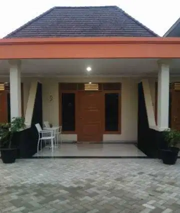 Kost dan Homestay Rumah Lengkap