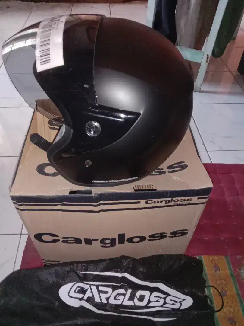 Helm cargloss original half face  new