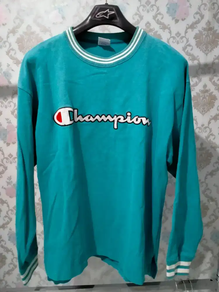 Crew neck champion preloved