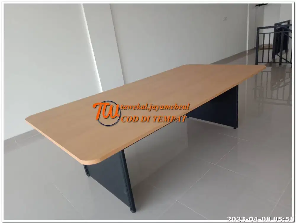 MEJA MEETING MEJA RAPAT MEJA TULIS JUMBO MEJA KANTOR BAHAN TEBAL