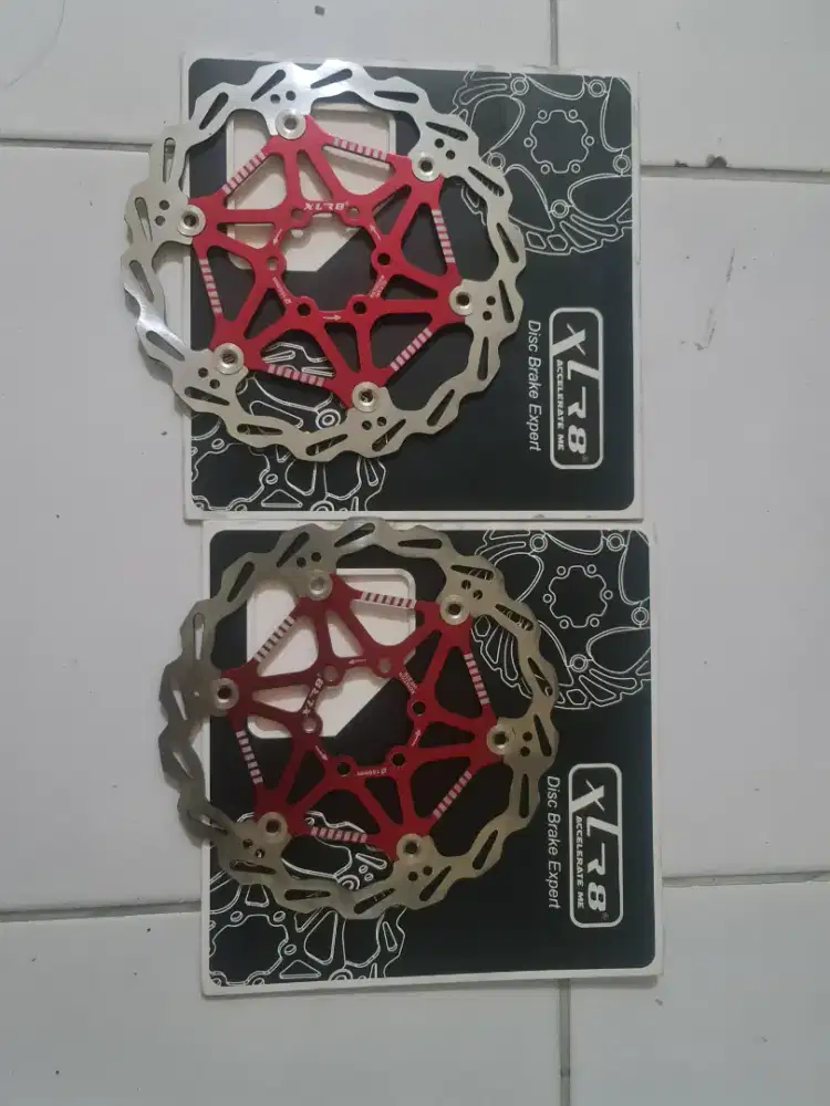 Rotor Floating XLR 8 Baru (Red) 160 mm (Sepasang)