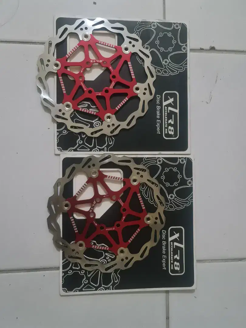 Rotor Floating XLR 8 Baru (Red) 160 mm (Sepasang)