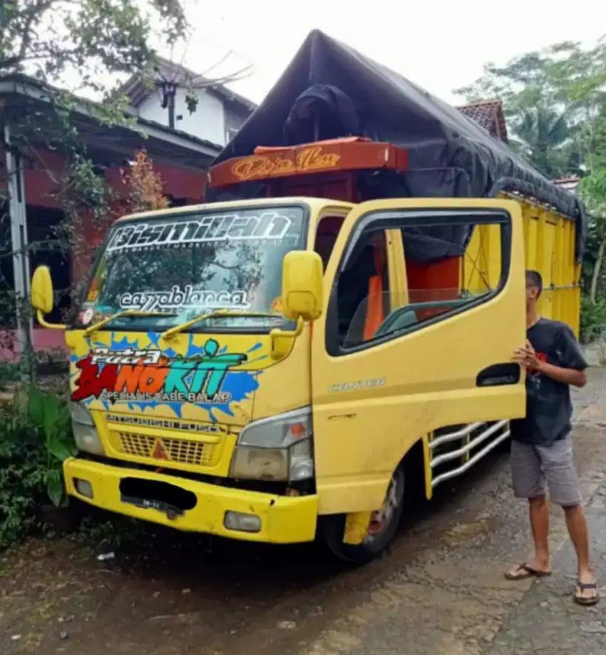 Sewa Truk Jasa Angkut Barang Pindahan,Area Semarang & Antar Pulau/Kota