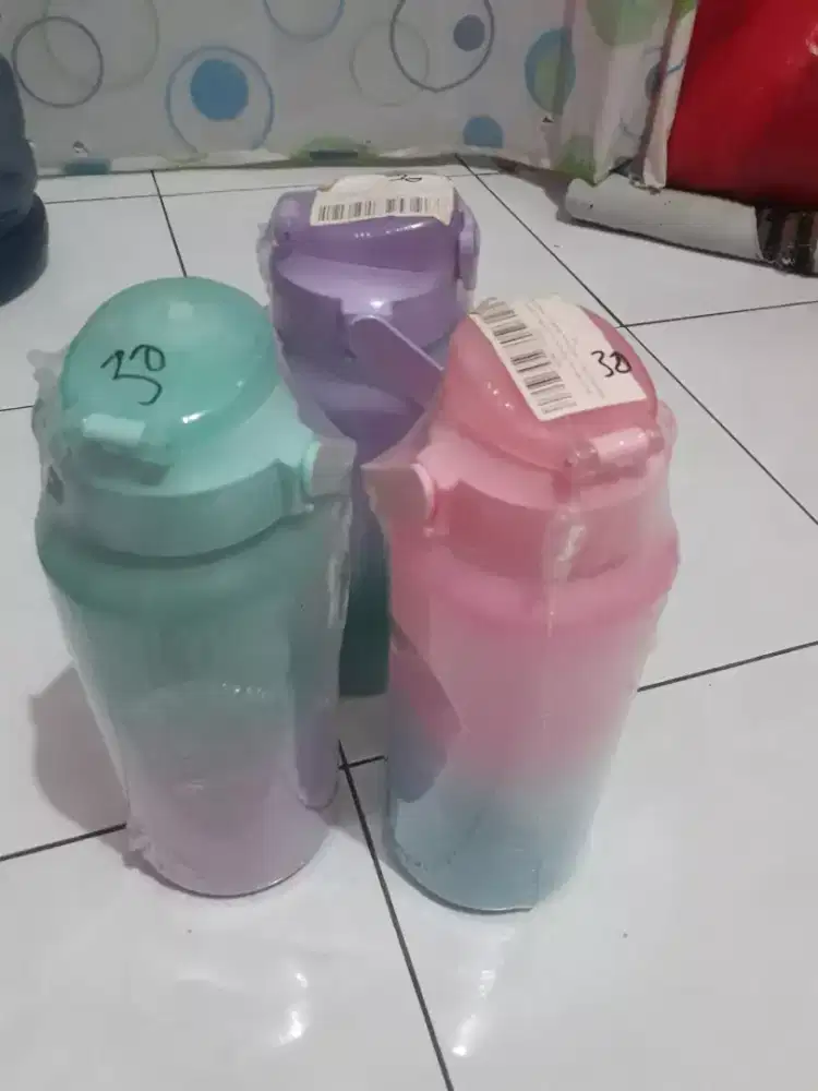 botol minum ukuran 2 liter