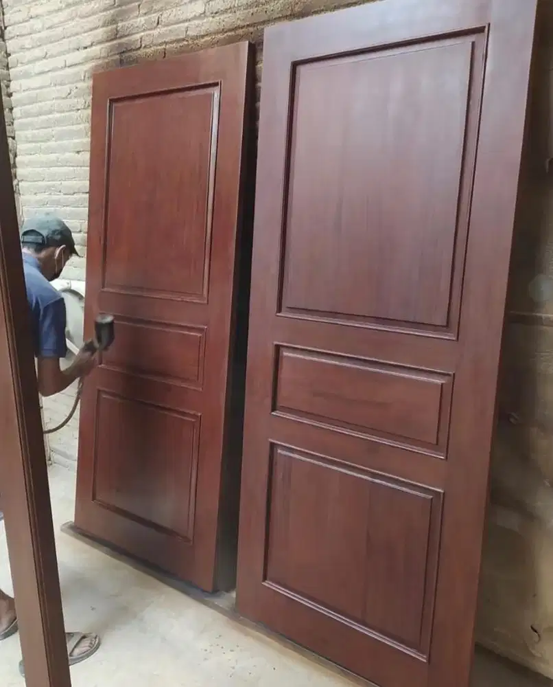 PINTU PANEL BAHAN BAKU KAYU KAMPER