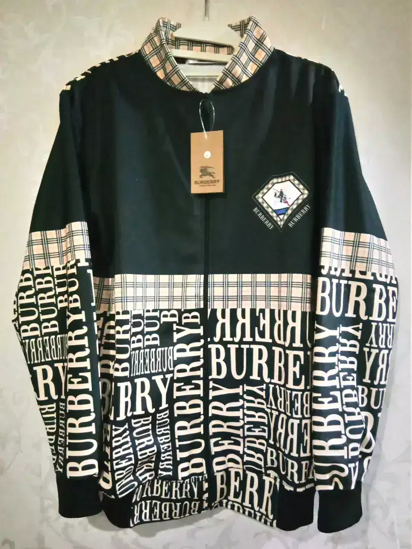 Obral jaket bomber BURBERRY