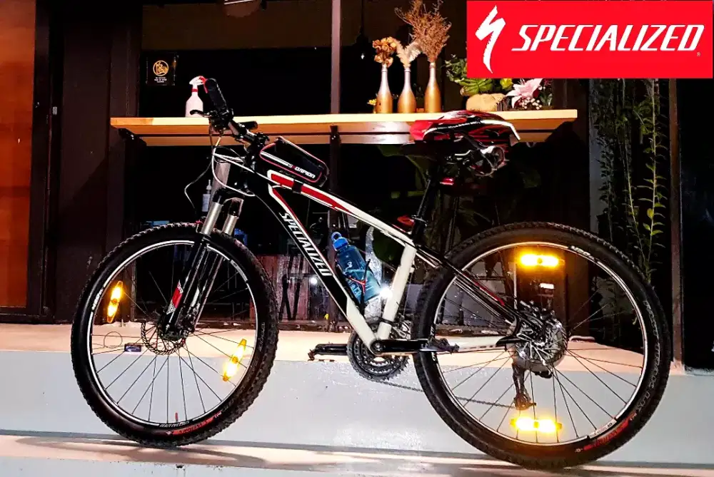 Sepeda para Sultan : SPECIALIZED STUMPJUMPER HARDTAIL size : 15.5