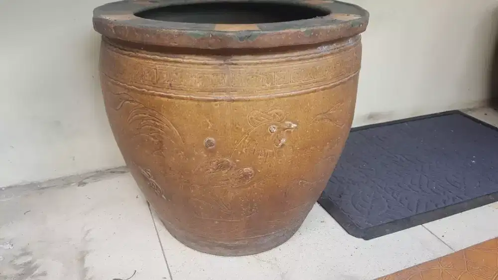 Pot telor Cina antik kuno