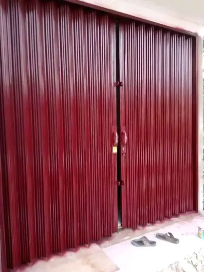 Roling door folding gate