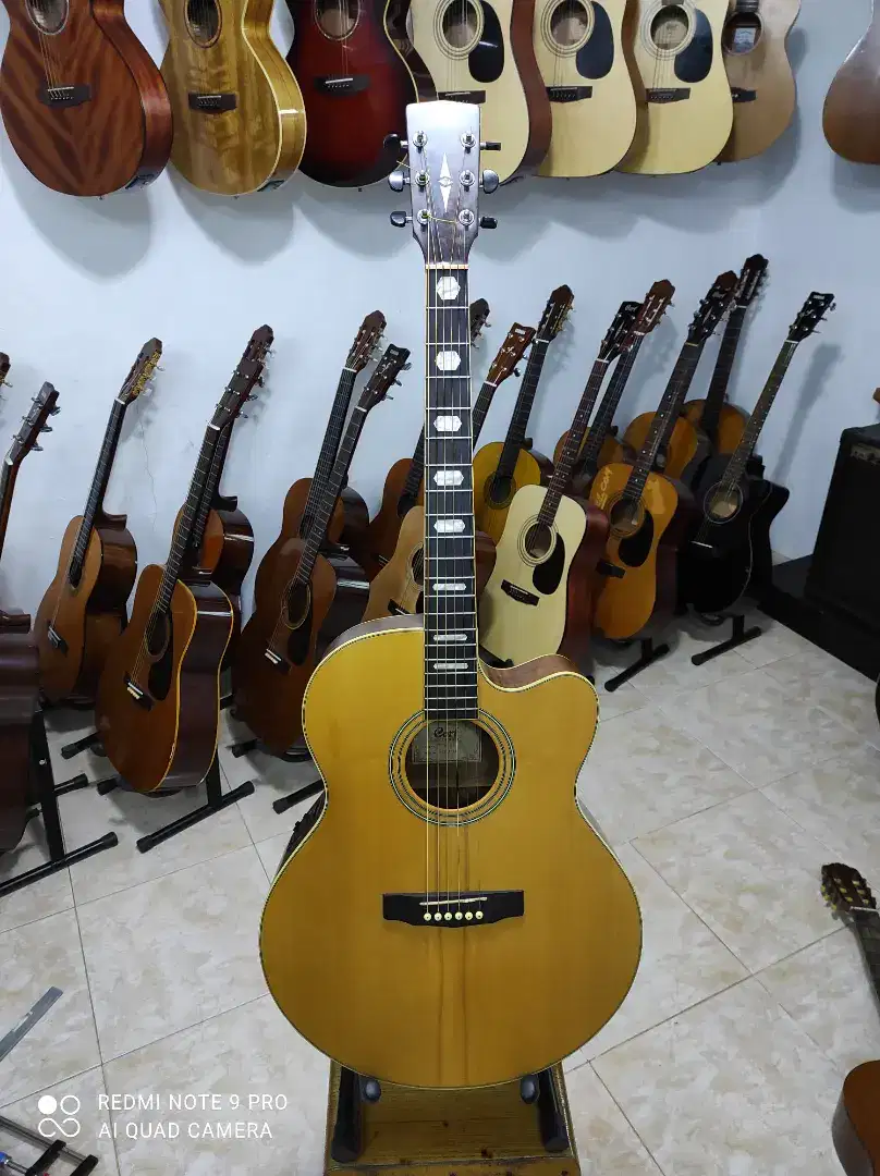 CORT CJ1F NS AKUSTIK ELEKTRIK SUPER MEWAH