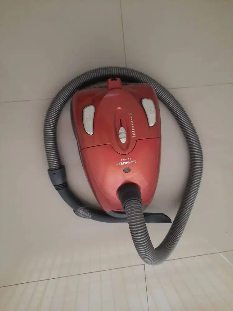 Vacuum cleaner-Sharp - jarang pakai
