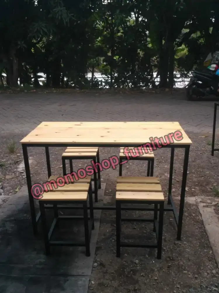 Kursi makan jati belanda