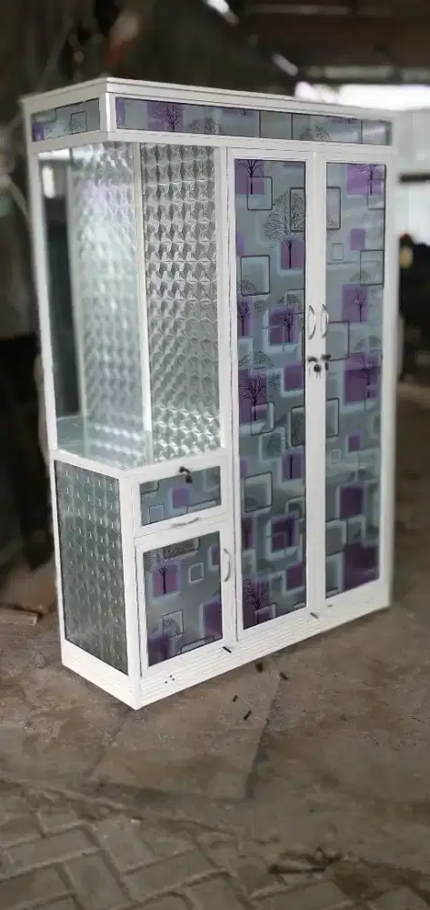 Jendela pintu kusen almini