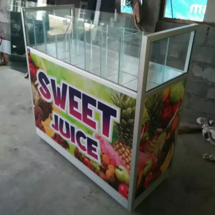 Etalase jus buah pop ice sup buah es campur both gerobak dorong mewah