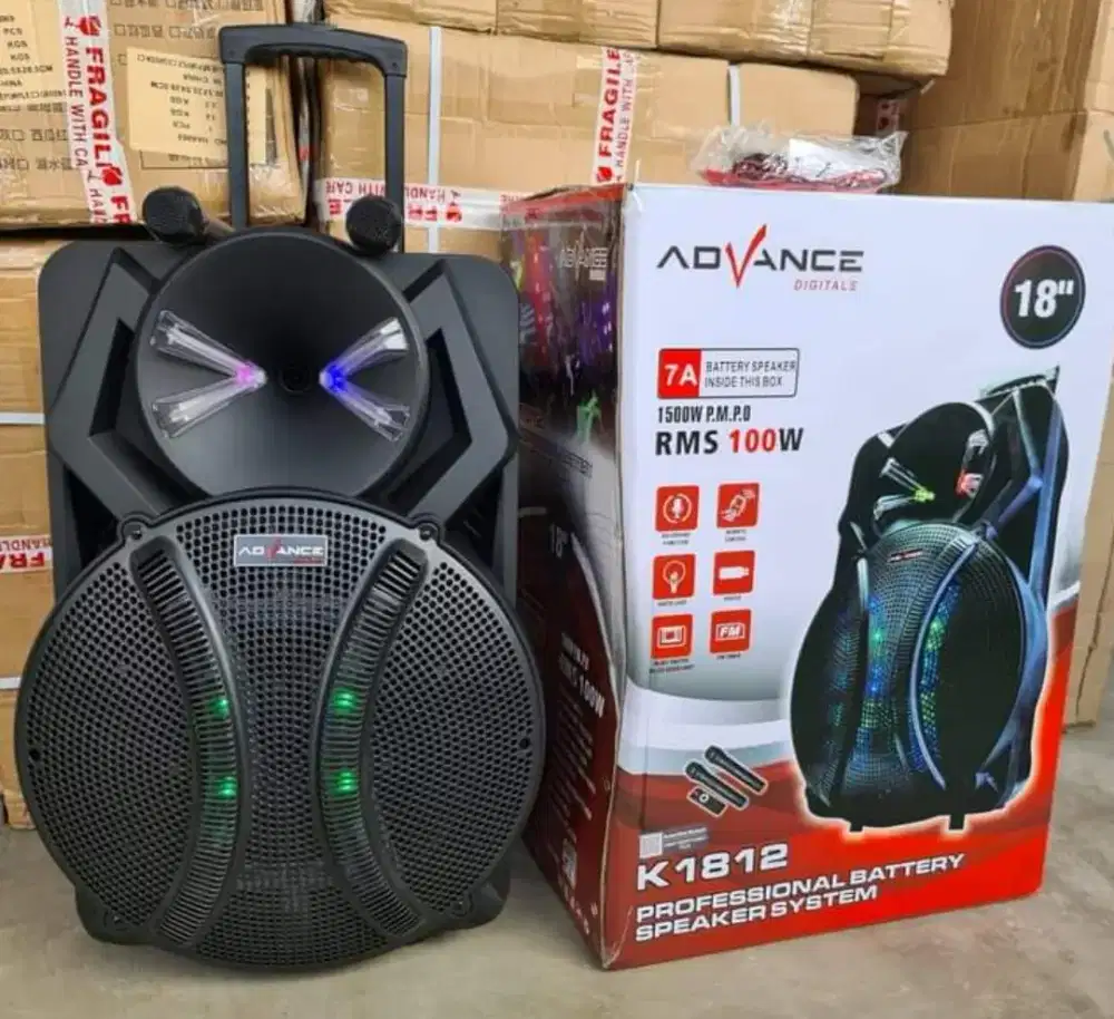Speaker Karaoke Portabel Advance 18 inci K1812