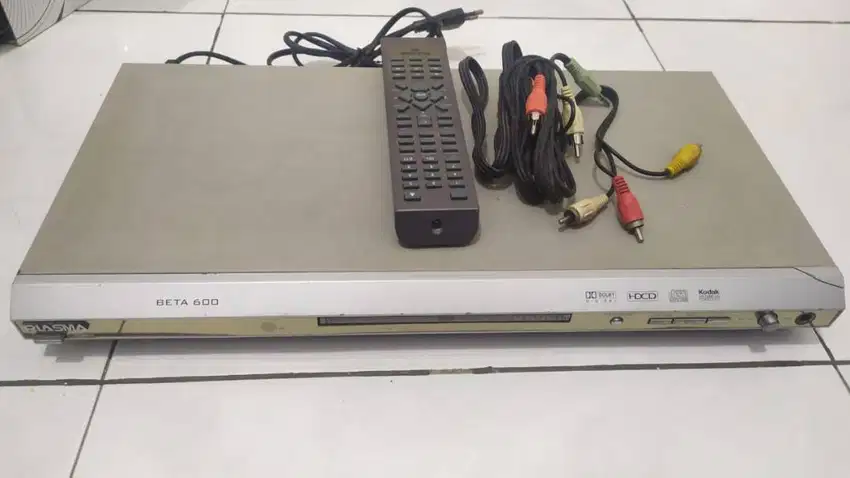 DVD player PLAZMA kondisi BAGUS bonus puluan dvd