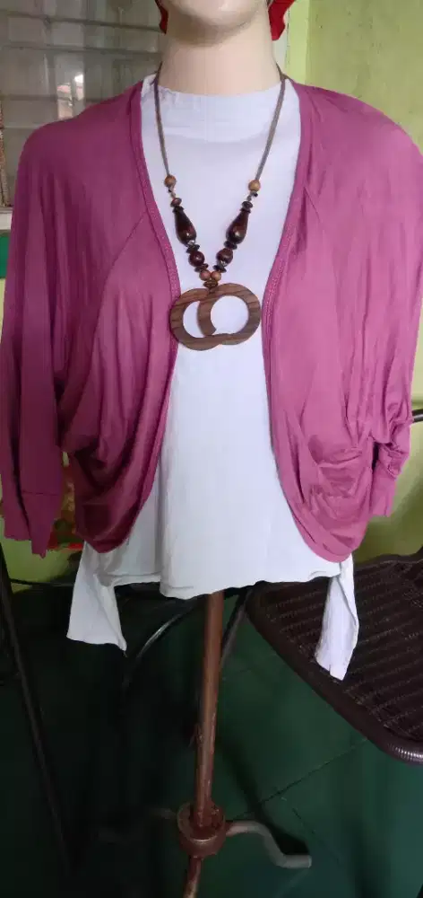 Cardigan warna magenta