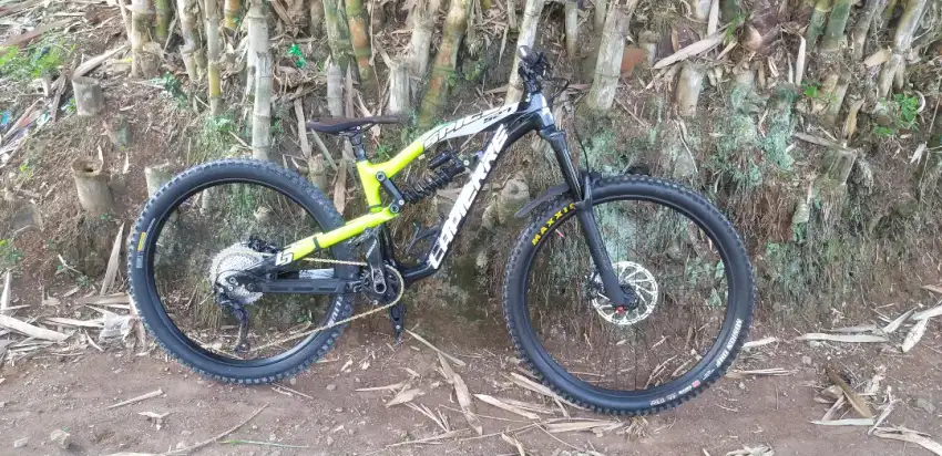 Sepeda mtb enduro lapierre