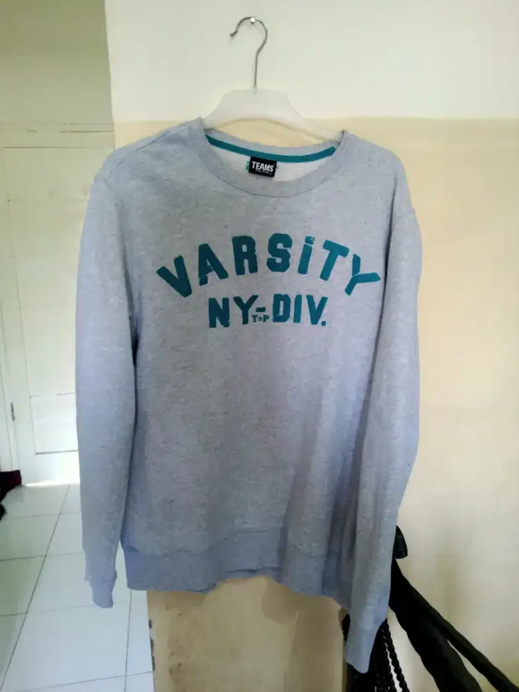 Di jual crewneck teams polham