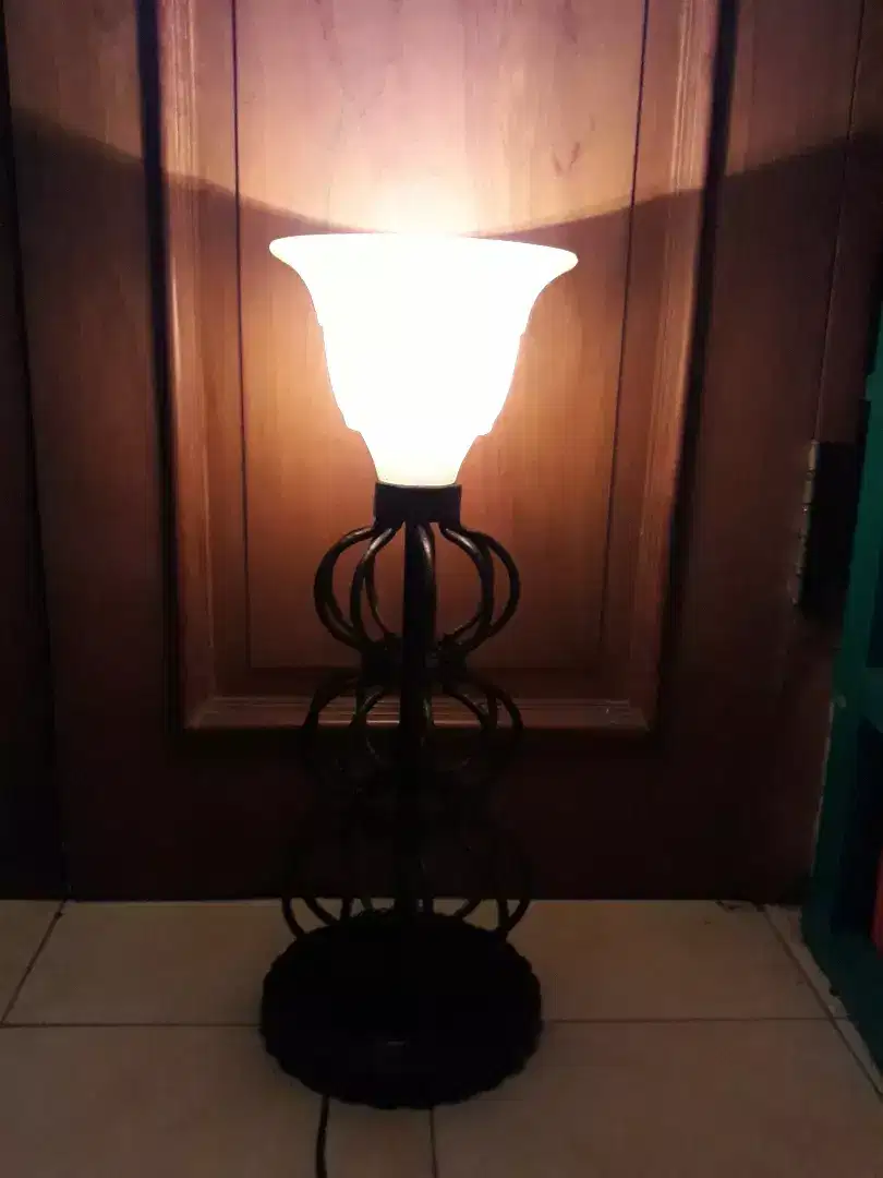 Lampu tidur meja vintage industrial