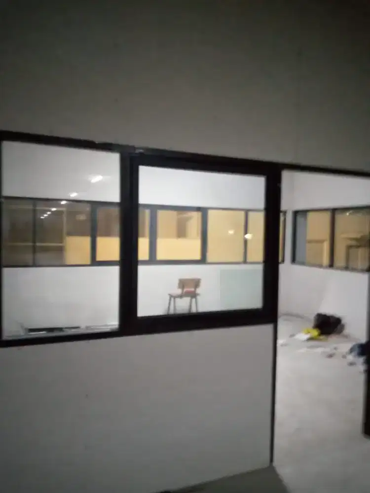 Jasa pasang plafon gypsum &partisi plafon pvc pengecatan dll