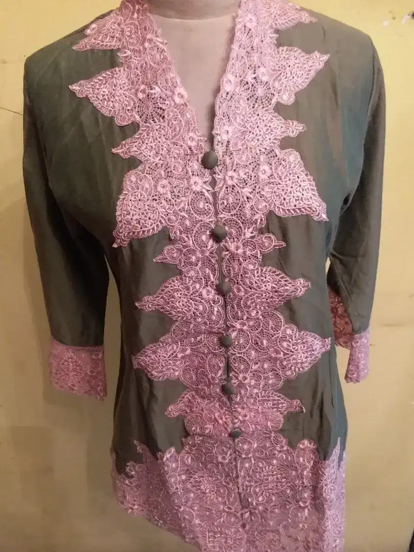 Dijual kebaya murah